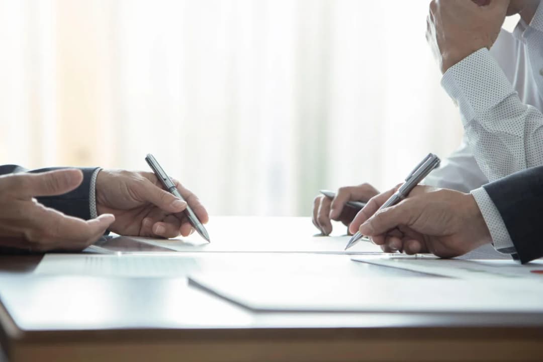 Umowa przedwstępna: Jak bezpiecznie wycofać się bez strat i konsekwencji