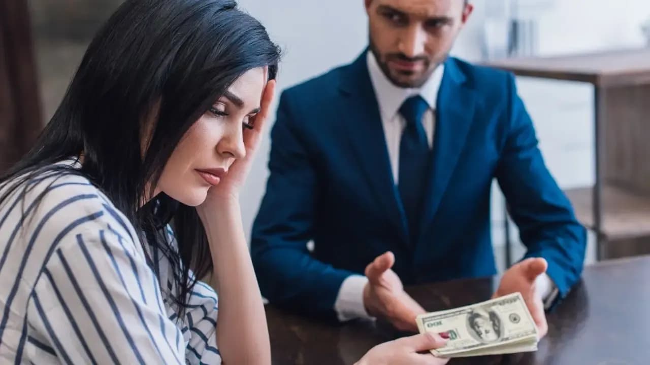 Windykator: kim jest i jakie ma uprawnienia? Poznaj fakty